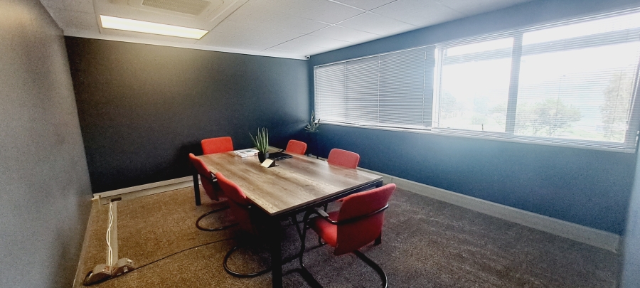 To Let commercial Property for Rent in Bo Oakdale Western Cape